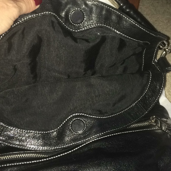 Authentic BADGLEY MISCHKA BLACK LEATHER PURSE - Picture 4 of 6